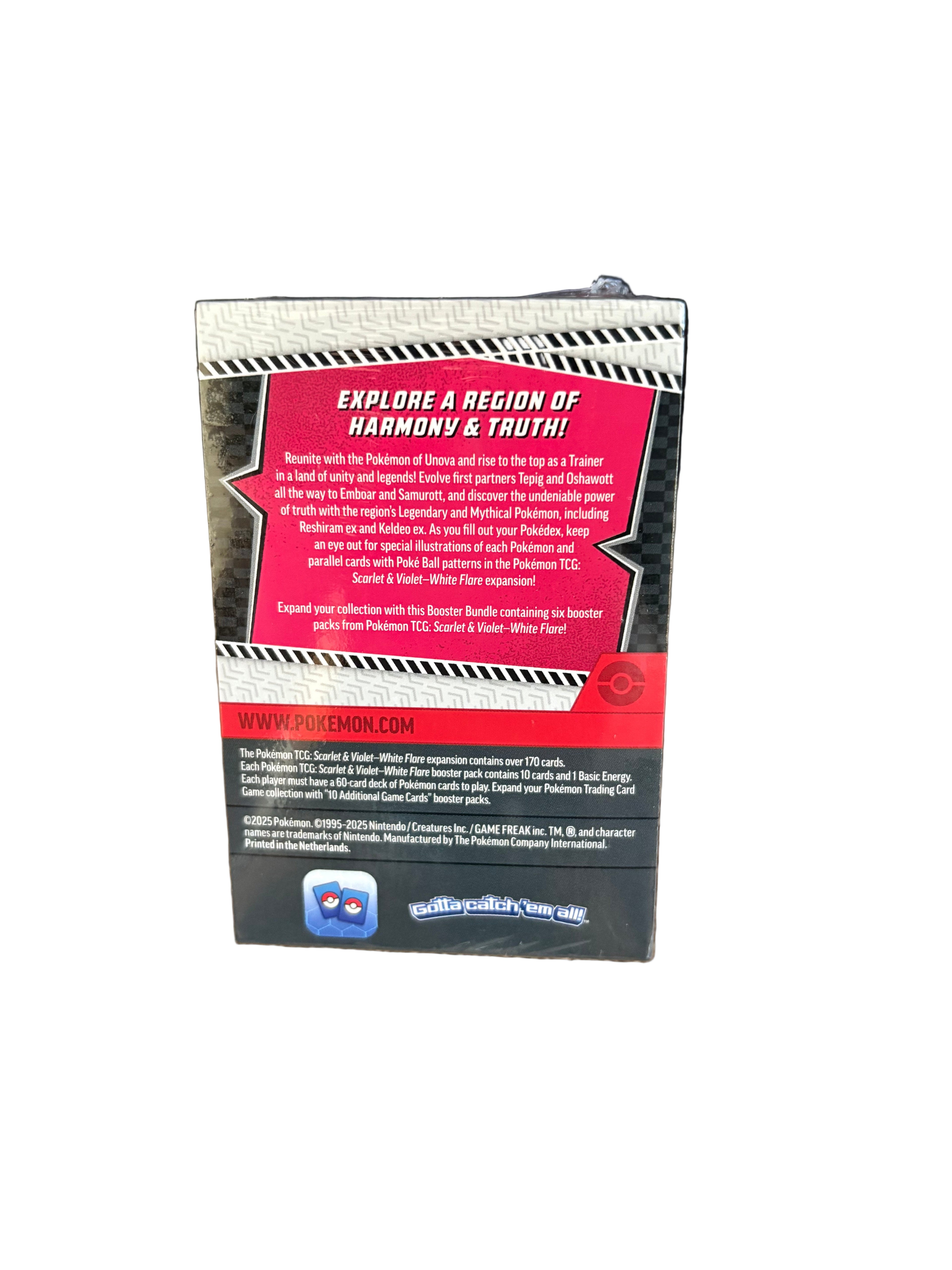 Pokemon White Flare Booster Bundle